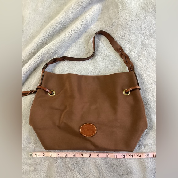 Dooney & Bourke nylon shoulder bag with leather handle - Picture 7 of 9